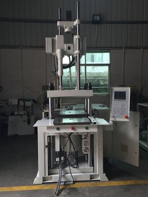 45T 자동 수직 열 플라스틱 주입 폼 머신 400mm 오픈 스트로크