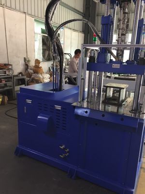 200MM 오프닝 스트록 55T 2 개의 작업 테이블과 수압 수직 주입 Molding Machine