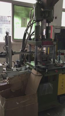 15T 컴팩트 주입 폼핑 머신 수직 에어폰을 위해 쉽게 작동